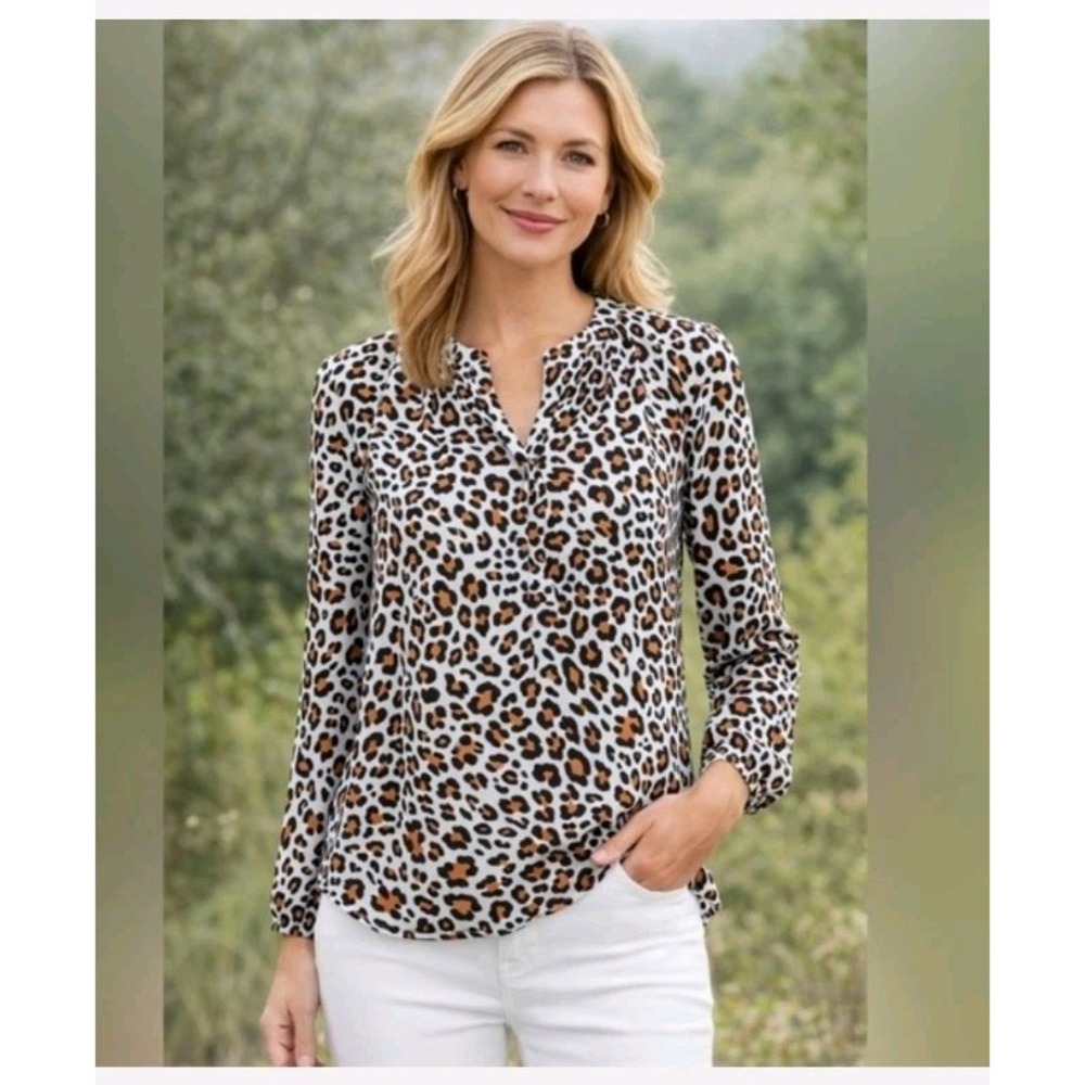 Talbots Leopard Print Blouse Relaxed Loose Fit Pullover Long Sleeves Lightweight